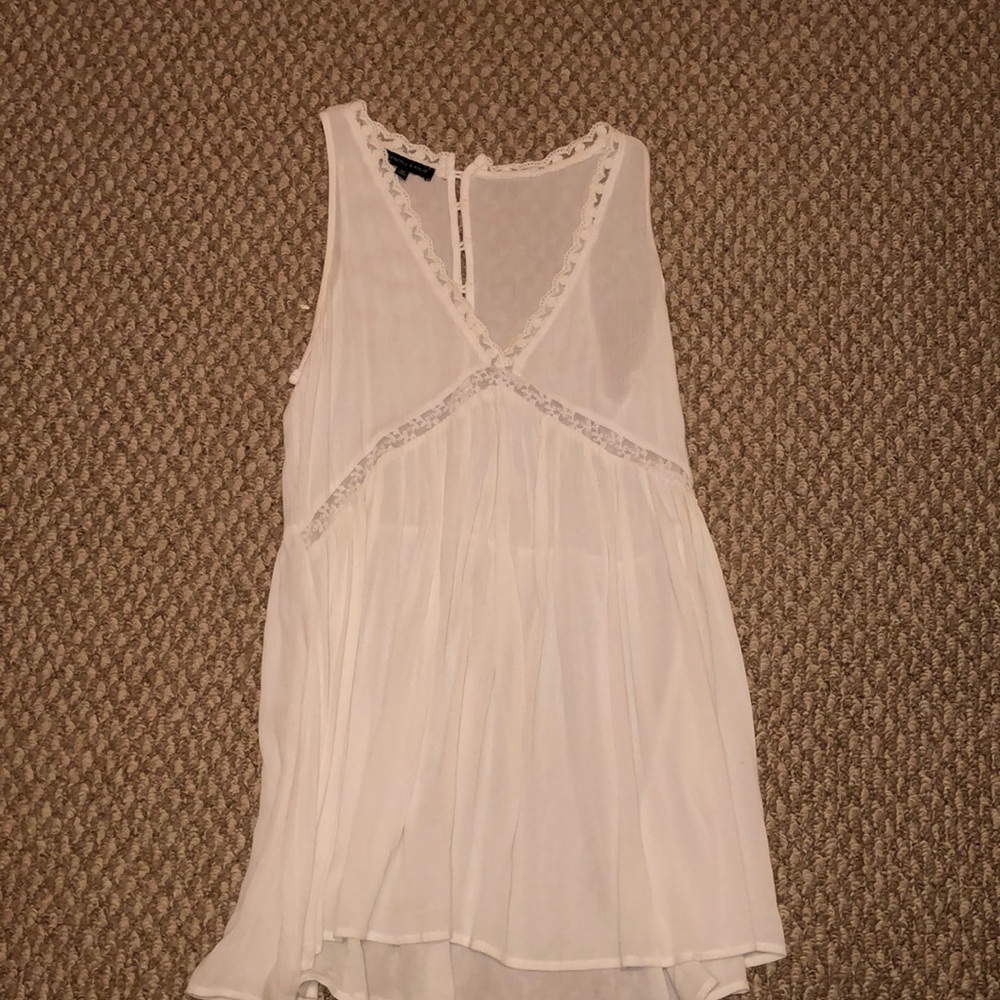 Kendal and Kylie White dress